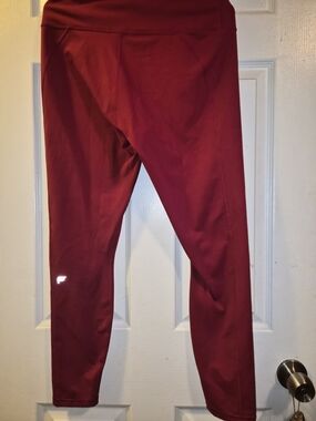 Fabletics Womens Red Performance Leggings